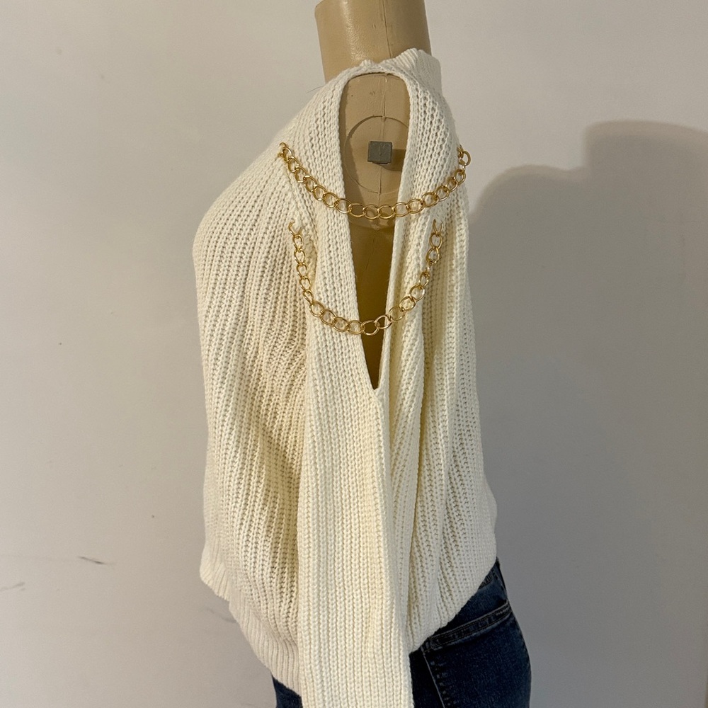 Open shoulder pullover - Picture 7 of 7